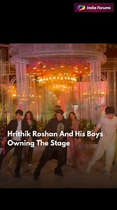 Just Hrithik Roshan and his sons taking over the stage with their power moves 🤩 . . . #HrithikRoshan #HrithikWithSons #PowerMoves #IF #IndiaForums | India Forums