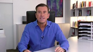 Merkel warnt vor Corona–Desaster! Droht uns der 2. Lockdown? Die Anzahl der Neu-Infektionszahlen steigt steil an. Bundesregierung warnt vor zweiter Corona-Welle. Annahmen und Fakten im Check. Quellen: - www.rki.de - www.multipolar-magazin.de - www.divi.de - TAZ vom 10.08.2020 - Facebook-Seite Dr. med. Michael Spitzbart - www.ntv.de | Jürgen Höller