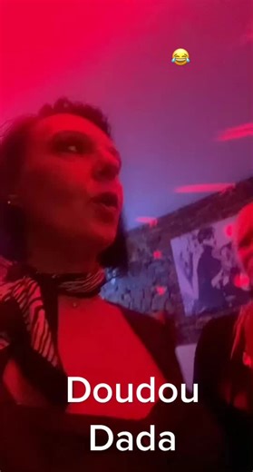 Vidéos de sandmodell (@sandmodell) avec son original - sandmodell