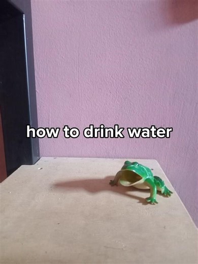 How to drink water #tutorial #random #shorts