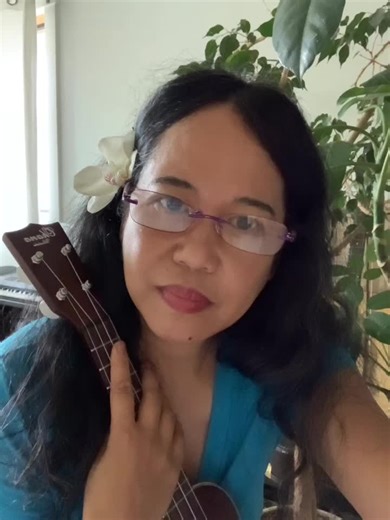 Original poem. #spokenpoetry #thepenandpapercafe