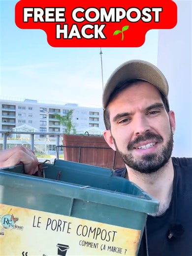 Most cities have free composting programs : drop off your organic waste and pick up compost for free. Perfect for balcony plants & herbs. #composting #urbangardens #sustainability #zerowaste #cityliving