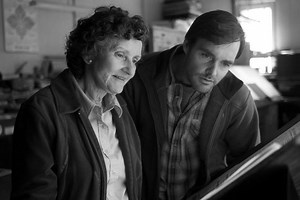 Angela McEwan - Alchetron, The Free Social Encyclopedia