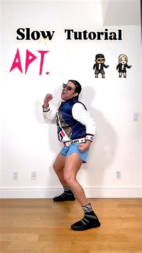 Justin Neto on Instagram: "✨Slow Tutorial #APT I wanna see you dancing and having fun!!! Let’s spread this energy with our friends 😍 Who’s with me? Dc: felixbrgns #rosé #brunomars #dance #choreography"