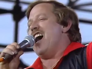 Love this mans voice. He is so underrated. His songs are awesome. Him and the voice should have more recognition. | Honest-To-Goodness Country