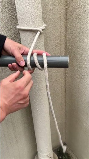 Super Strong Cross Lashing! Best Knot for DIY Scaffolding.