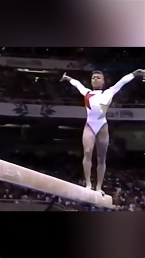 Dominique Dawes: Mastering the Balance Beam