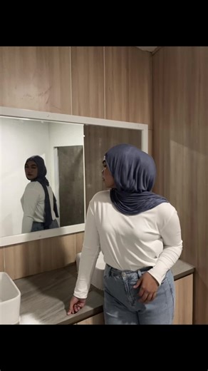 arine (@arryiene)’s videos with original sound - eli💌🎧ᶻ 𝗓 𐰁 - eli (´ཀ`)ᯓ𖦹°‧