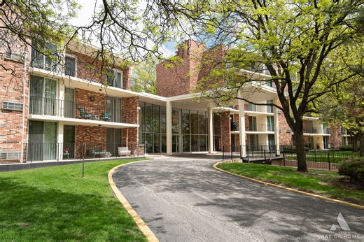 1150 E Jackson St #4F, Lombard, IL 60148 - MLS 12642231 - Coldwell Banker