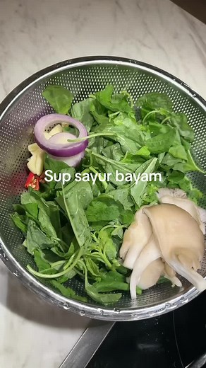 Easy Recipe: Bayam Soup in 5 Minutes!
