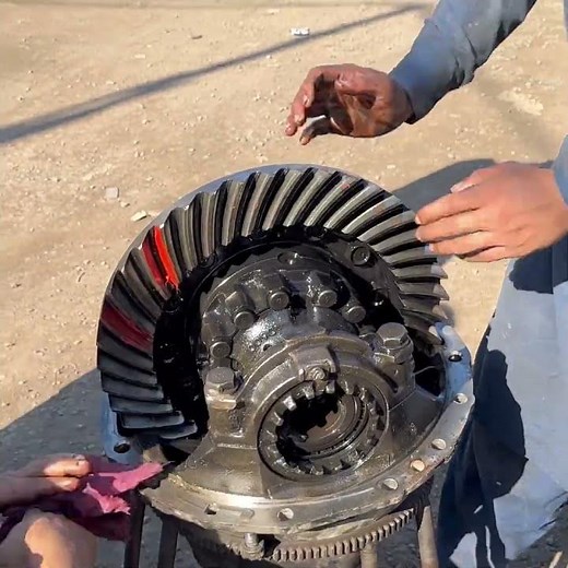 Repairing Process of Differential Gear and Drive Shaft Resizing with Amazing Skills