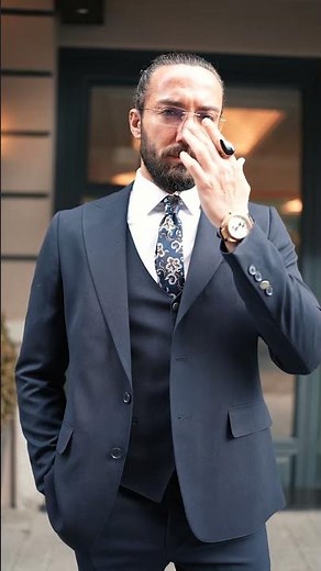 Sharp. Refined. Unforgettable. The Men’s Spring Formal Dark Blue Three-Piece Prom/Wedding Suit.