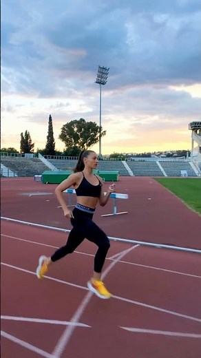 CRUISE CONTROL 🥰 #run #running #motivation #trackandfield #sports