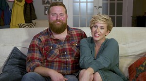 Since Ben and Erin Napier’s hit series Home Town premiered on HGTV in 2017, the couple has been on the fast track to fame — but just because they’re in high demand doesn’t mean the couple is willing to put fame over their marriage and their 3-year-old daughter Helen. ❤️ Watch the full specia on PeopleTV: bit.ly/2WxPIL4 | People