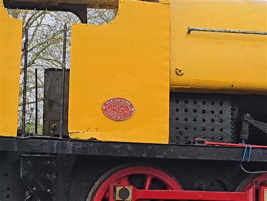 Friday 31st October 2025 Since we are on the theme of Corby's former steelworks. Today Northampton & Lamport Railway received a delivery of Hawthorn & Leslie 0-6-0 No.3837. This industrial steam locomotive was made in Newcastle in 1934 and spent its life working hard at Corby Steelworks. I'm working removals today so I'm very grateful that Ryan could be there to film. Thank you, Ryan. | PurpleVision