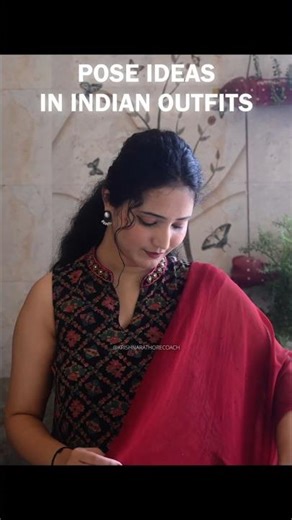 how to pose for pictures women, traditional dress poses for girls, photoshoot dress ideas for women