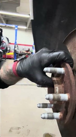 How to remove a hub bearing