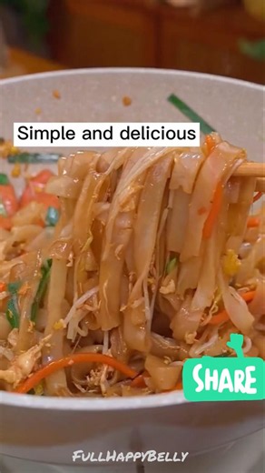 Rice noodles stir fry