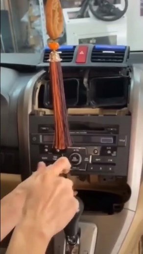 Binize: How to Remove and Install Honda CR-V Car Stereo