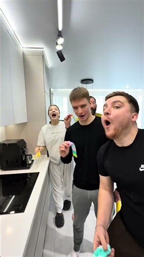 Meow Velcro cat mode five🩵😏