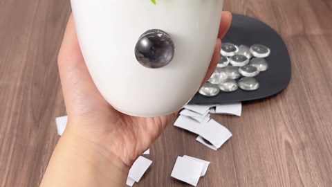 Frienda 80 Pieces Ceramic Magnets for Craft Fridge Refrigerator Magnets with Transparent Glass Cabochons Round Disc Ferrite Ceramic for DIY Fridge Craft Making Magnet with Adhesive Backing