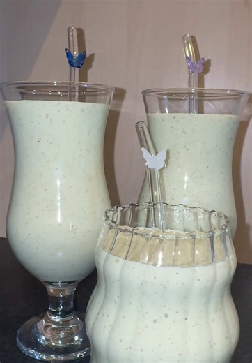 Delicious Avocado & Pecan Smoothie Recipe
