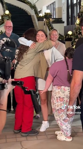 Kelly Brook Surprises Gracie with Hugs on I'm a Celeb
