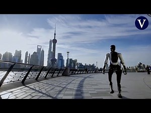 A Chinese humanoid robot's three-day walk sets a Guinness World Record