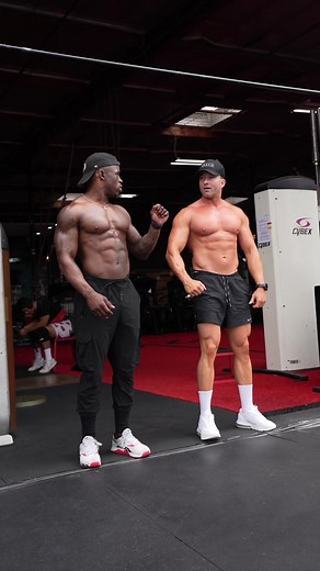 18 reactions | Partner Work! #fitnessmotivation #workoutroutine #workoutmotivation #gymmotivation #partnerworkout #fitfam #fitspo #creative #squad #beastmode #gym | darienj4 | Facebook