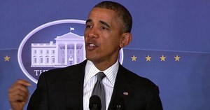Obama announces new manufacturing hubs, gives "Goose Island" shout-out