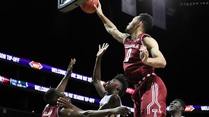 Temple's Obi Enechionyia earns Player of the Week honors in men's basketball