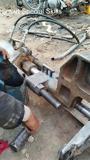 Remove Track Chain Pin Machines #automobile #srk #shorts #short