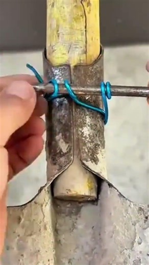 How to tie a screw handle using wire rope so that it doesn't come off easily