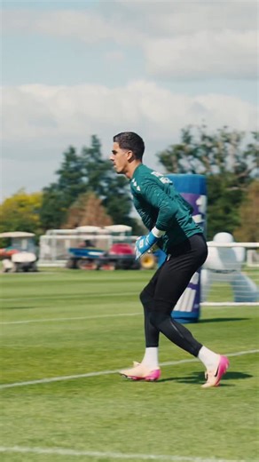 25K views · 98 reactions | Mic’d up with our Wonderwall, @joelpereira1  Our full GKU feature drops next week on YouTube! | Reading Football Club | Facebook