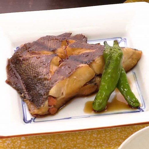 少ない調味料で！ めんつゆでカレイの煮付けのレシピ動画・作り方 | デリッシュキッチン