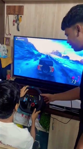 Playstation 5 Logitech G29 Driving Force Racing Wheel Forza Horizon 5 Gameplay