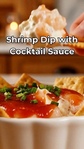 Shrimp Dip with Cocktail Sauce Creamy shrimp dip with that glossy cocktail sauce on top… it’s the kind of snack people hover around and “accidentally” keep scooping. Cold, tangy, a little briny, and ridiculously easy perfect for parties, holidays, or a cozy snack night when you want something fun without cooking. Save this for your next get-together, it vanishes fast 💛 Ingredients • 2 packages (8 oz each) cream cheese, softened • 4 tsp finely chopped onion • Sauce: – 1 tsp soy sauce – 1/2 tsp a