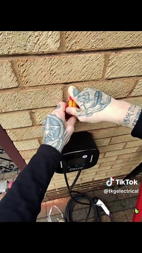 Electric vehicle charger installation ⚡️🚗👌 Ohme Home Pro 🏡 #electric #ev #charger #sparky #buisness