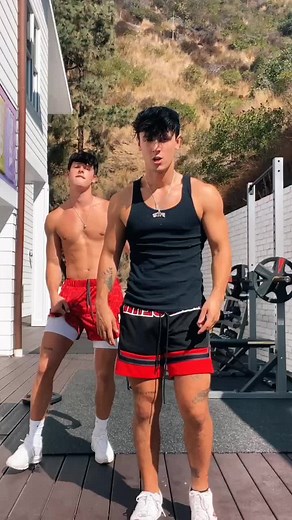 post workout vids bc gainz @blakegray