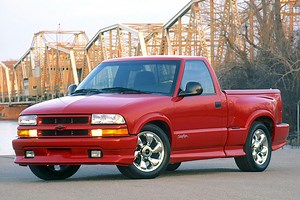 View Photos of the 1999 SLP Chevrolet S-10 Seeker