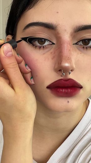 Makeup Tips and Tricks for Creative Looks
