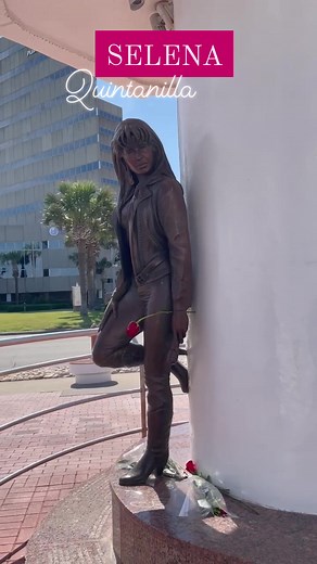 The beautiful statue honoring SELENA QUINTANILLA PEREZ is in Corpus Christi, part of the love and the efforts of her beloved father, ABRAHAM QUINTANILLA JR to keep her memory alive. #Selena #corpuschristi | Latin Groove News