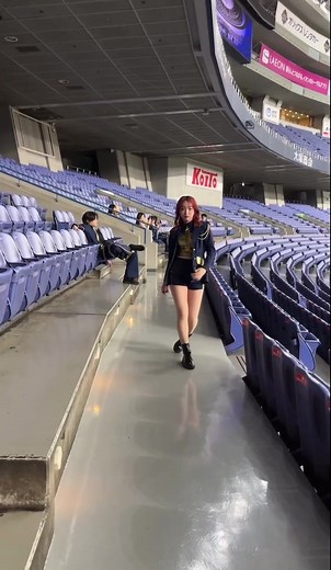 『GRAVITY』踊ってみた☀️ (なんか後ろに目立ちすぎてる人いるwww🐲？ #Bs2024 #BsGravity #BsGirls #プロ野球 #NPB #ORIX #avex #dance #大阪 #オリックスバファローズ