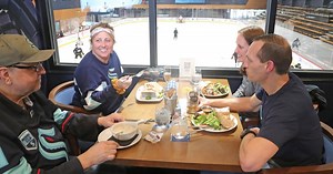 8 great Seattle-area bars to watch the Kraken in the playoffs