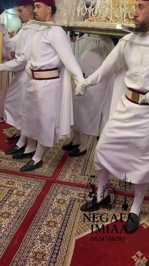 @negafa_jmiaa_amirat 0624766261 ❤️❤️❤️ #caftan #caftanmarocain #henna #makeupartist #make #bride #bridal #weddingdress #wedding #takchita #takchitamarocaine #takchitamarocainepretty_and_elegant #negafa #marrakech #marrakech #negafamarrakech #makeup #bride #explore #trend | Negafajmiaaamirat | Facebook