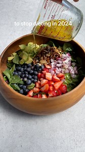 2024 is the year you stop dieting and redefine what eating healthy means to you ✨ I’m Amanda aka @MeowMeix and my page is dedicated to making proper nutrition easy to understand & sharing delicious healthy recipes.Not only do I share weekly recipes, meal plans and nutrition tips on my page but I also have a transformational coaching platform with a members only app full of recipes and a private Facebook community (bink in lio) or go to master-your-health.com#healthyrecipes #healthyrecipe #antiin