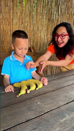 How Many Bananas? 🍌 Let’s Count Together! 🔢