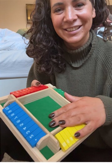 Love this game, if you’re looking for something to help kids learn numbers when they don’t then realise it then this is a great option 💛 #tiktokmademebuyit #spotlight #learnthroughplay #numbersgame #helpingkidslearn