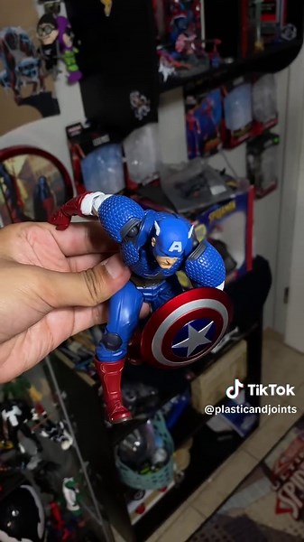 walking poses are so simple but so effective, they can make any figure look like it has aura |Walking poses with my action figures| #actionfigures #marvel #spawn #spidermanvenom #marvellegends