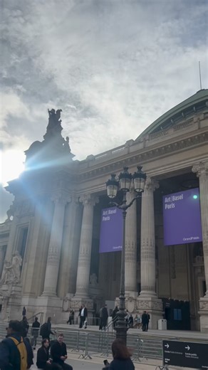 Frist look 👀 Here are your Art Basel Paris (@artbasel) highlights! #artbasel #paris #firstlook #artfair #artnet | artnet